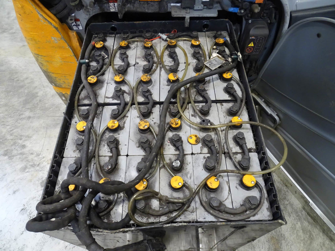 STILL RX20-16 - Chariot élévateur électrique: photos 4 STILL RX20-16 - Chariot élévateur électrique: photos 4