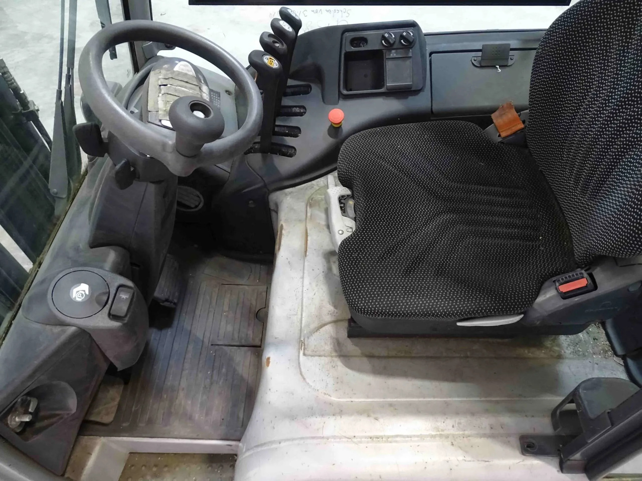 STILL RX20-20 - Chariot élévateur électrique: photos 3 STILL RX20-20 - Chariot élévateur électrique: photos 3