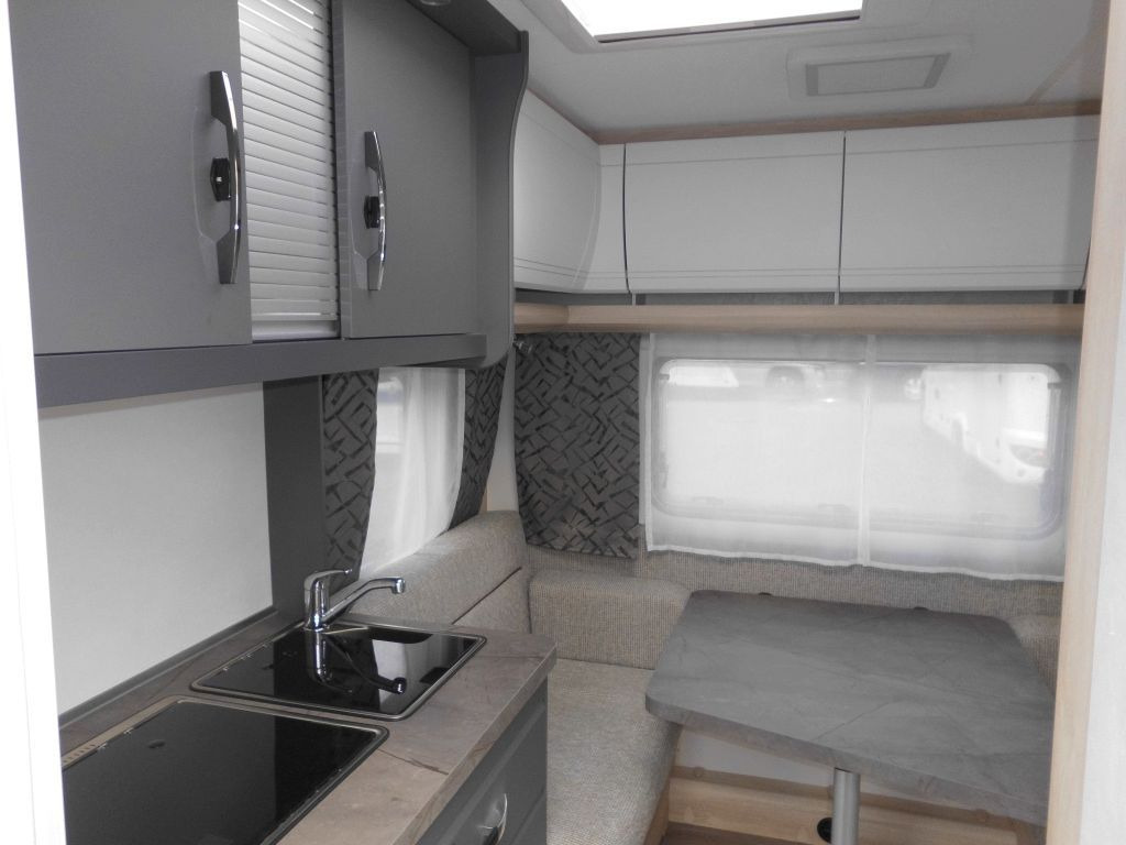 Hobby De Luxe 400 SFe 1500kg., Fahrradträger - Caravane: photos 4 Hobby De Luxe 400 SFe 1500kg., Fahrradträger - Caravane: photos 4