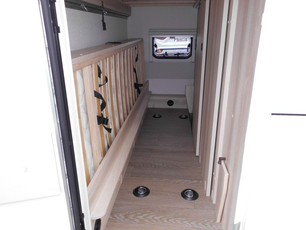 Hobby De Luxe 540 KMFe 2026 GARAGE AUTARK 1800kg. - Caravane: photos 4 Hobby De Luxe 540 KMFe 2026 GARAGE AUTARK 1800kg. - Caravane: photos 4