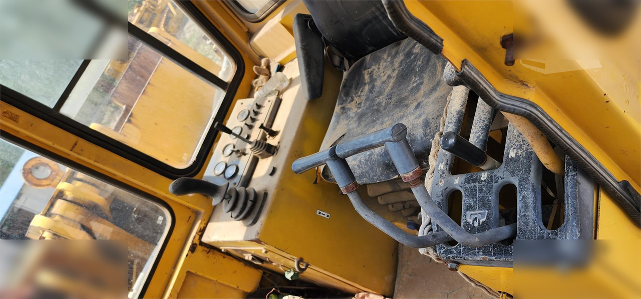 Poseur de canalisations 2008 SHANTUI SP70Y: photos 9