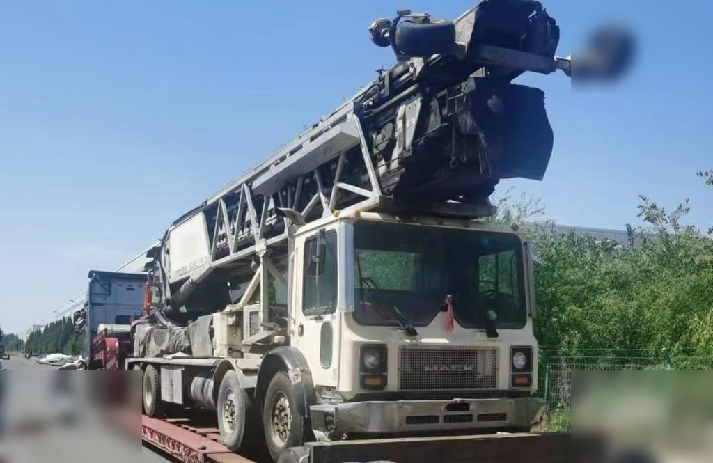 2015 PUTZMEISTER TELEBELT TB105 - Camion pompe: photos 1 2015 PUTZMEISTER TELEBELT TB105 - Camion pompe: photos 1