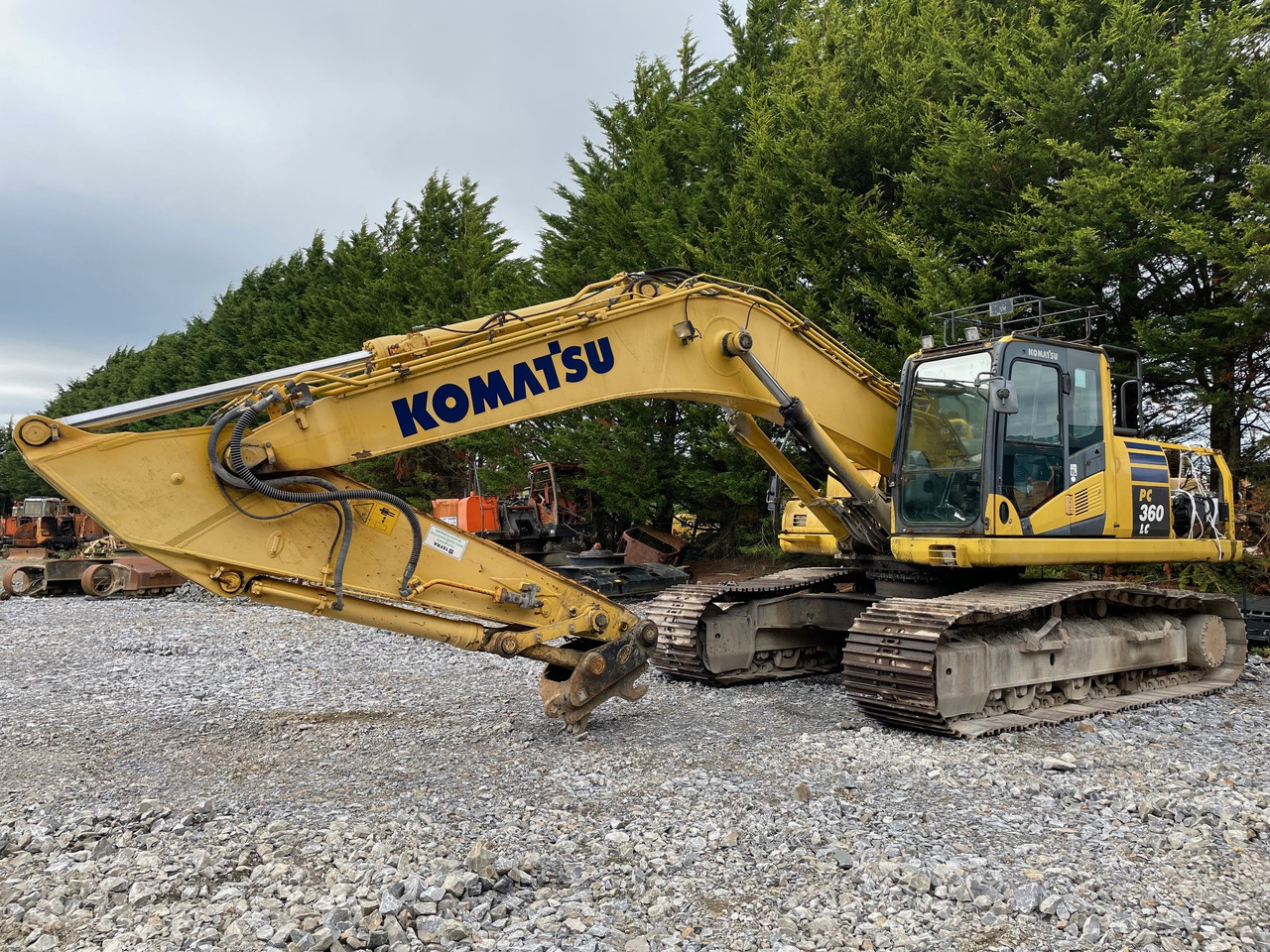 Komatsu PC360-10 - Pelle sur pneus: photos 2 Komatsu PC360-10 - Pelle sur pneus: photos 2