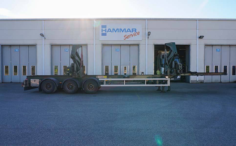 Hammar 195 S, Sideloader, 33 tonnes SWL (20'-40') - Semi-remorque porte-conteneur/ Caisse mobile: photos 1 Hammar 195 S, Sideloader, 33 tonnes SWL (20'-40') - Semi-remorque porte-conteneur/ Caisse mobile: photos 1