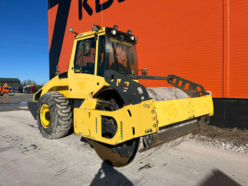 Bomag BW 213 DH - Compacteur: photos 4 Bomag BW 213 DH - Compacteur: photos 4