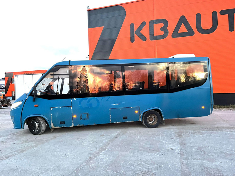 Iveco Kapena Thesi 5 PCS AVAILABLE /EURO 6 / 27 SEATS+5 STANDING / AC / AUXILIARY HEATING - Minibus, Transport de personnes: photos 4 Iveco Kapena Thesi 5 PCS AVAILABLE /EURO 6 / 27 SEATS+5 STANDING / AC / AUXILIARY HEATING - Minibus, Transport de personnes: photos 4