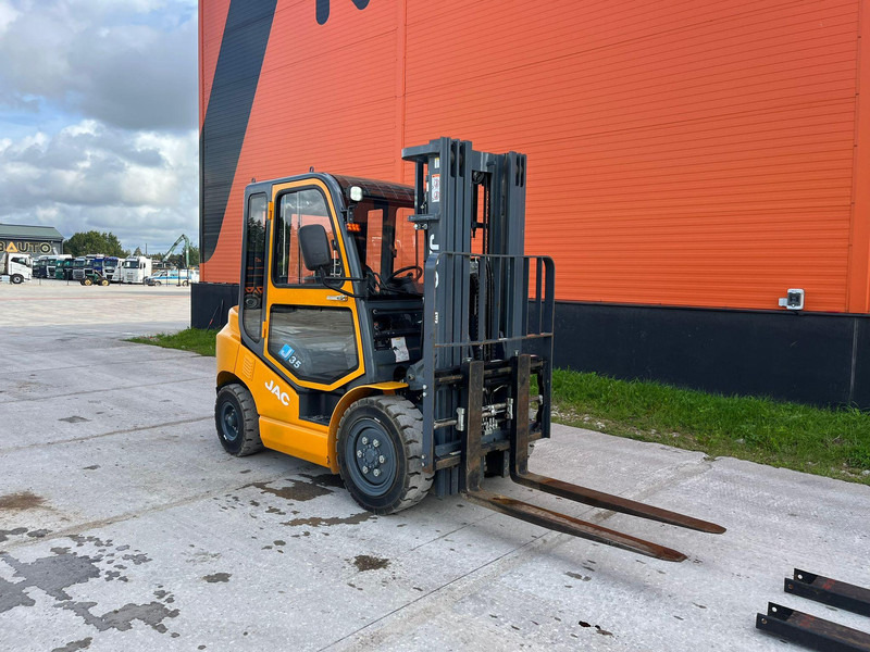 Jac CPCD 35 J RATED CAPACITY 3500 kg / LIFTING HEIGHT 4800 mm - Chariot élévateur diesel: photos 3 Jac CPCD 35 J RATED CAPACITY 3500 kg / LIFTING HEIGHT 4800 mm - Chariot élévateur diesel: photos 3