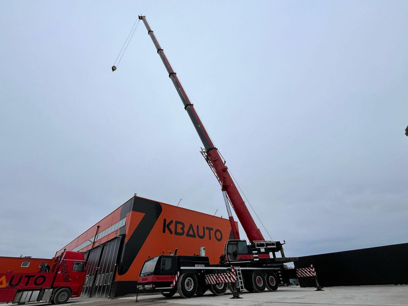 Liebherr LTM 1220-5.2 10x6 MAX. LIFTING CAPACITY 220 ton / MAX. LIFTING HEIGHT 101 m - Grue mobile: photos 1 Liebherr LTM 1220-5.2 10x6 MAX. LIFTING CAPACITY 220 ton / MAX. LIFTING HEIGHT 101 m - Grue mobile: photos 1