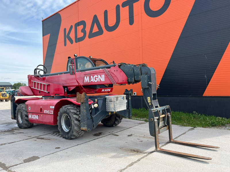 MAGNI RTH 5.23 FORKS / BUCKET / BASKET / WINCH / BOOM - Chariot télescopique: photos 4 MAGNI RTH 5.23 FORKS / BUCKET / BASKET / WINCH / BOOM - Chariot télescopique: photos 4