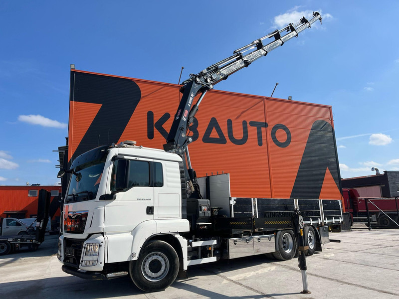 MAN TGS 26.420 6x2*4 HIAB 302E-6 / PLATFORM L=6532 mm - Camion plateau, Camion grue: photos 1 MAN TGS 26.420 6x2*4 HIAB 302E-6 / PLATFORM L=6532 mm - Camion plateau, Camion grue: photos 1