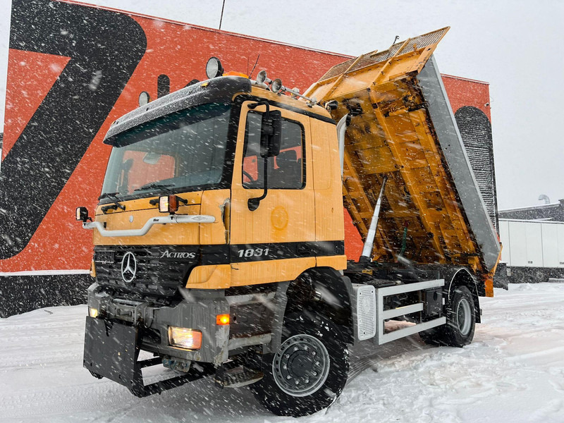 Mercedes-Benz Actros 1831 4x4 V6 / FULL STEEL / BOX L=4342 mm - Camion benne: photos 2 Mercedes-Benz Actros 1831 4x4 V6 / FULL STEEL / BOX L=4342 mm - Camion benne: photos 2
