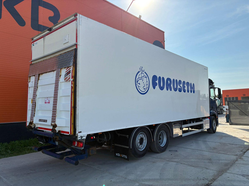 Mercedes-Benz Actros 2548 6x2*4 THERMOKING T-1200R / BOX L=9013 mm - Camion frigorifique: photos 5 Mercedes-Benz Actros 2548 6x2*4 THERMOKING T-1200R / BOX L=9013 mm - Camion frigorifique: photos 5