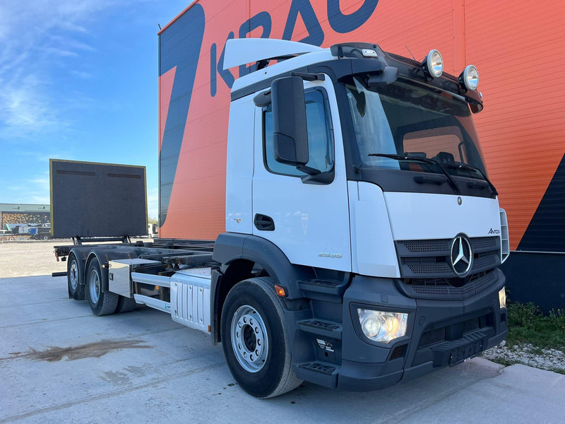 Mercedes-Benz Antos 2535 6x2*4 CHASSIS L=7788 mm - Camion porte-conteneur/ Caisse mobile: photos 4 Mercedes-Benz Antos 2535 6x2*4 CHASSIS L=7788 mm - Camion porte-conteneur/ Caisse mobile: photos 4