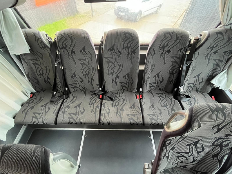 Bus interurbain Mercedes-Benz INTOURO 4x2 49 SEATS / AC / AUXILIARY HEATER: photos 17