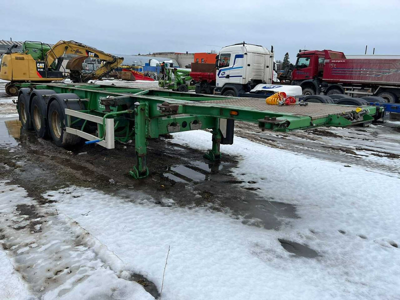 TURBO'S HOET 0C/3AT - Semi-remorque porte-conteneur/ Caisse mobile: photos 3 TURBO'S HOET 0C/3AT - Semi-remorque porte-conteneur/ Caisse mobile: photos 3