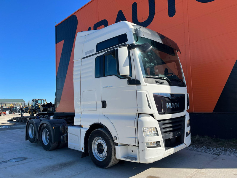 MAN TGX 28.500 6x2 XXL / INTARDER / DOUBLE BOGIE - Tracteur routier: photos 4 MAN TGX 28.500 6x2 XXL / INTARDER / DOUBLE BOGIE - Tracteur routier: photos 4