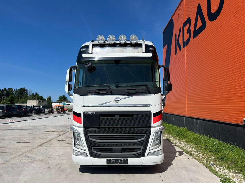 Volvo FH 540 6x2 GLOBE XL / ADR / RETARDER / DOUBLE BOGIE - Tracteur routier: photos 2 Volvo FH 540 6x2 GLOBE XL / ADR / RETARDER / DOUBLE BOGIE - Tracteur routier: photos 2
