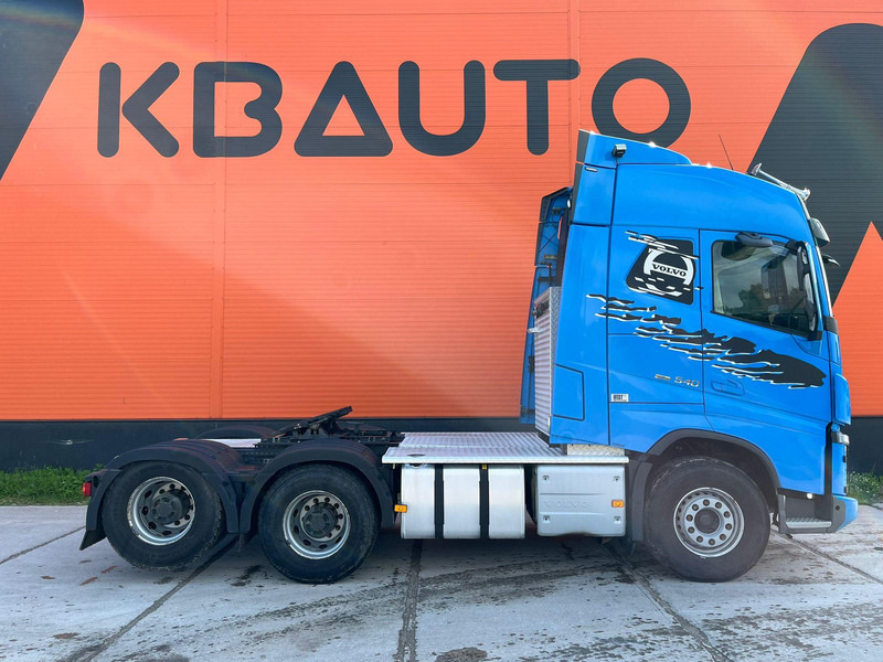Volvo FH 540 6x4 GCW 80 ton / HYDRAULICS / RETARDER / BIG AXLES / TANDEM AXLE LIFT - Tracteur routier: photos 4 Volvo FH 540 6x4 GCW 80 ton / HYDRAULICS / RETARDER / BIG AXLES / TANDEM AXLE LIFT - Tracteur routier: photos 4