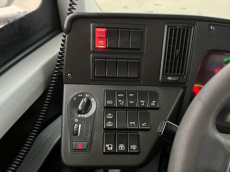 Volvo B8RLE 8900 6x2 AC / AUXILIARY HEATER / WHEELCHAIR RAMP en crédit-bail Volvo B8RLE 8900 6x2 AC / AUXILIARY HEATER / WHEELCHAIR RAMP: photos 12