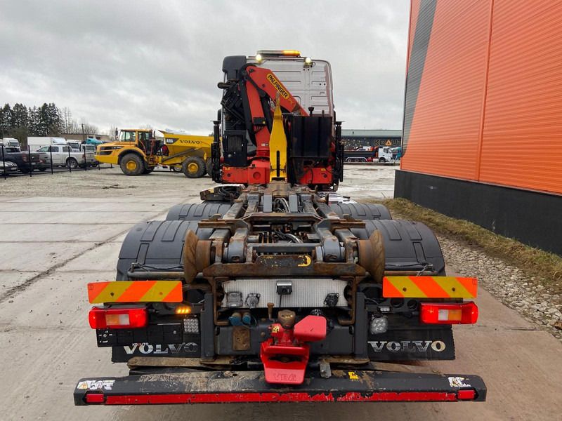 Volvo FH 16 650 6x2 PK 18502 / PALFINGER T 20 ton / RETARDER - Camion ampliroll, Camion grue: photos 4 Volvo FH 16 650 6x2 PK 18502 / PALFINGER T 20 ton / RETARDER - Camion ampliroll, Camion grue: photos 4