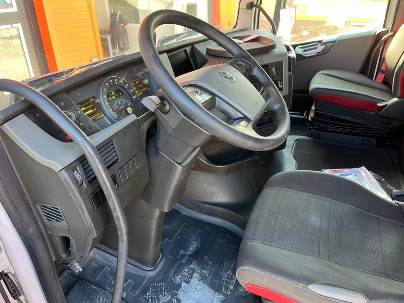 Camion frigorifique Volvo FH 460 6x2*4 T-1000R / Box L=7437 mm: photos 16