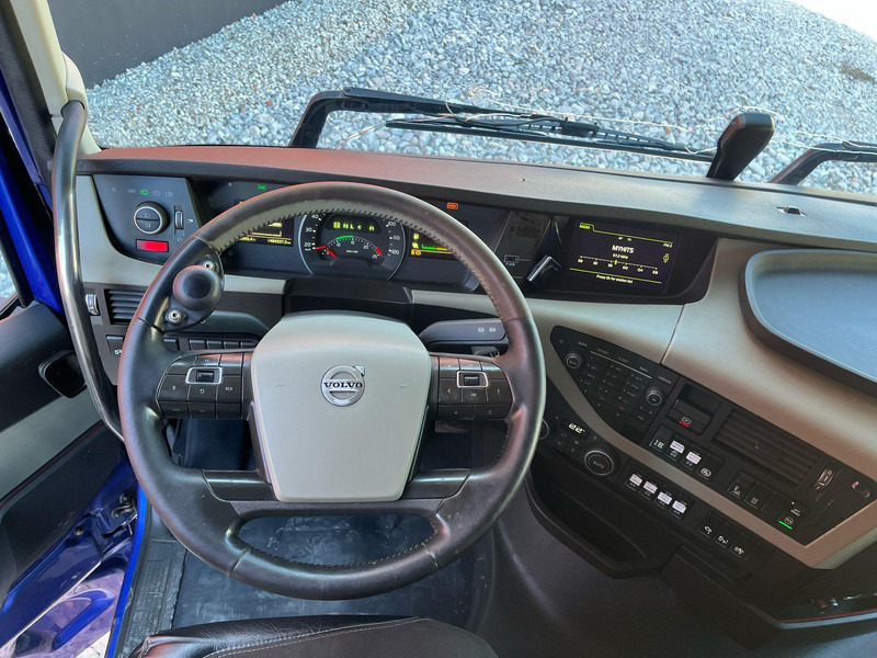 Châssis cabine Volvo FH 540 8x4/4 FOR SALE AS CHASSIS !: photos 14