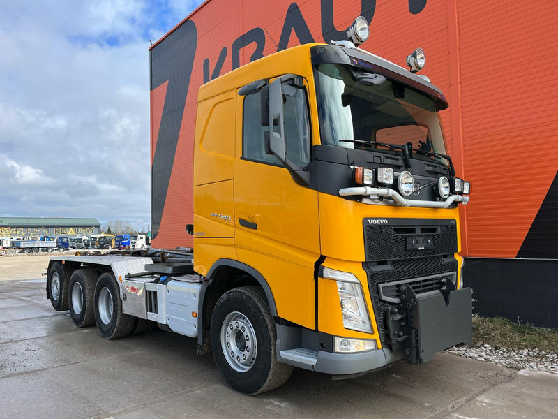Volvo FH 540 8x4*4 PALFINGER T 22 ton / L=5700 mm / H=1570 mm / RETARDER - Camion ampliroll: photos 4 Volvo FH 540 8x4*4 PALFINGER T 22 ton / L=5700 mm / H=1570 mm / RETARDER - Camion ampliroll: photos 4