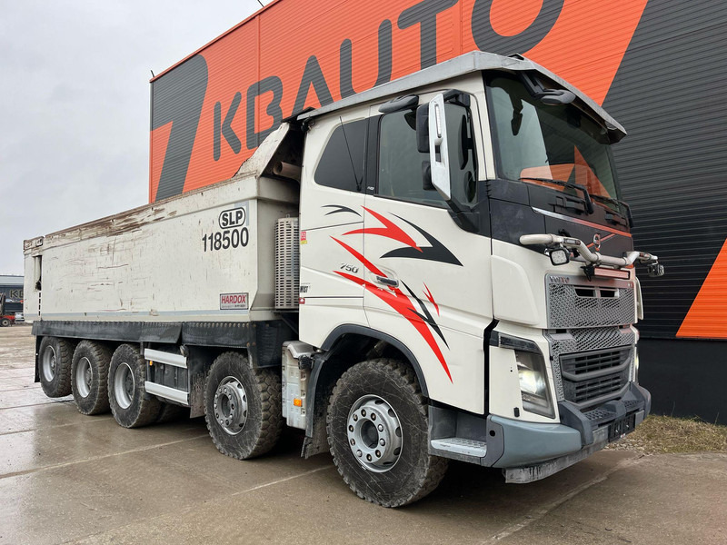 Volvo FH 750 10x4 ADR / RETARDER / FULL STEEL / BOX L=7089 mm - Camion benne: photos 4 Volvo FH 750 10x4 ADR / RETARDER / FULL STEEL / BOX L=7089 mm - Camion benne: photos 4