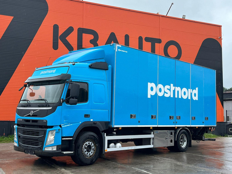 Volvo FM 330 4x2 BOX L=7694 mm - Camion fourgon: photos 1 Volvo FM 330 4x2 BOX L=7694 mm - Camion fourgon: photos 1