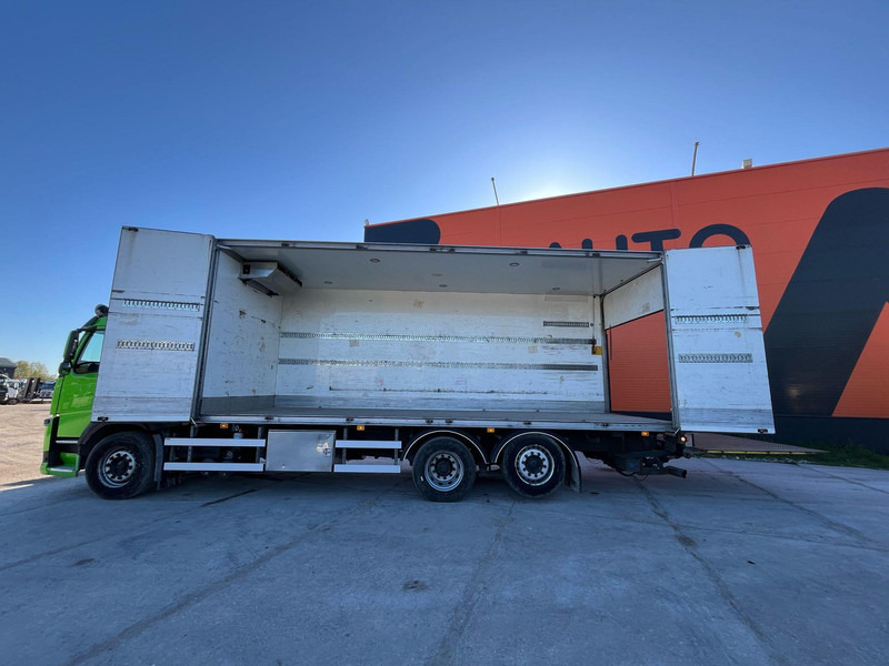 Volvo FM 370 6x2*4 SUPRA 850 / BOX L=7430 mm en crédit-bail Volvo FM 370 6x2*4 SUPRA 850 / BOX L=7430 mm: photos 9