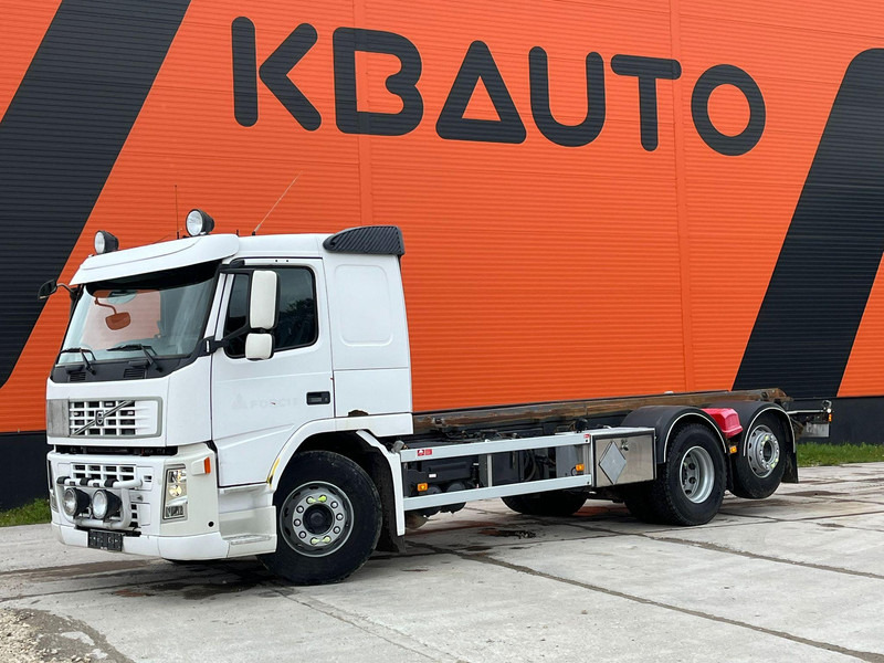 Volvo FM 410 6x2*4 HYDRAULICS / CHASSIS L=6875 mm - Châssis cabine: photos 1 Volvo FM 410 6x2*4 HYDRAULICS / CHASSIS L=6875 mm - Châssis cabine: photos 1