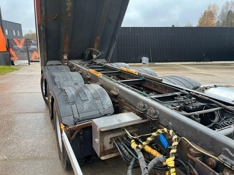 Volvo FMX 500 8x4*4 UNDERBODY SCRAPER / SNOWPLOW EQUIPMENT / BOX L=6203 mm en crédit-bail Volvo FMX 500 8x4*4 UNDERBODY SCRAPER / SNOWPLOW EQUIPMENT / BOX L=6203 mm: photos 13