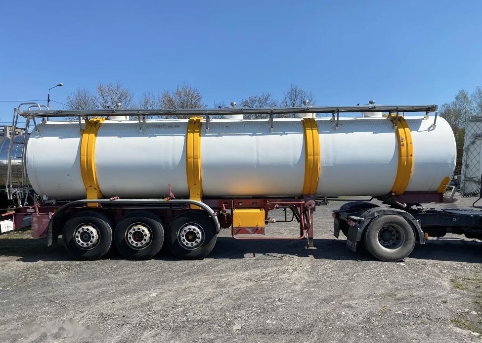 Magyar SRM - Semi-remorque citerne: photos 3 Magyar SRM - Semi-remorque citerne: photos 3
