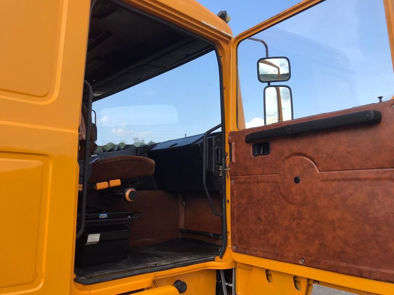 Tracteur routier Volvo F1234C: photos 18