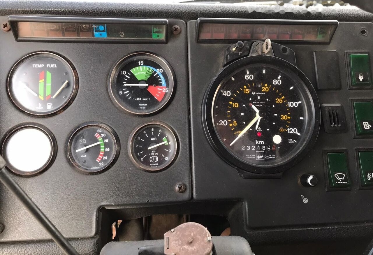 Tracteur routier Volvo F1234C: photos 12