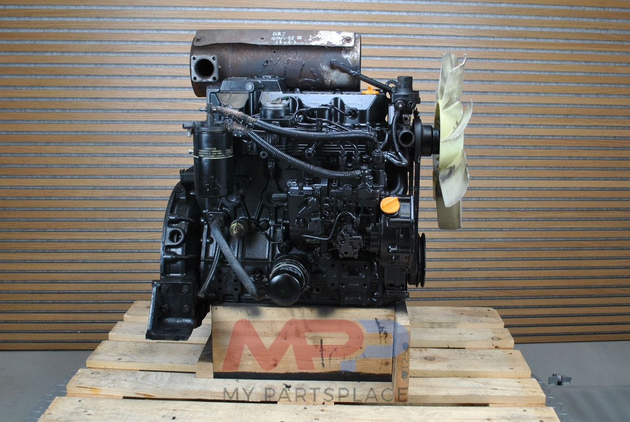 Komatsu 4D98 - Moteur pour Engins de chantier: photos 4 Komatsu 4D98 - Moteur pour Engins de chantier: photos 4