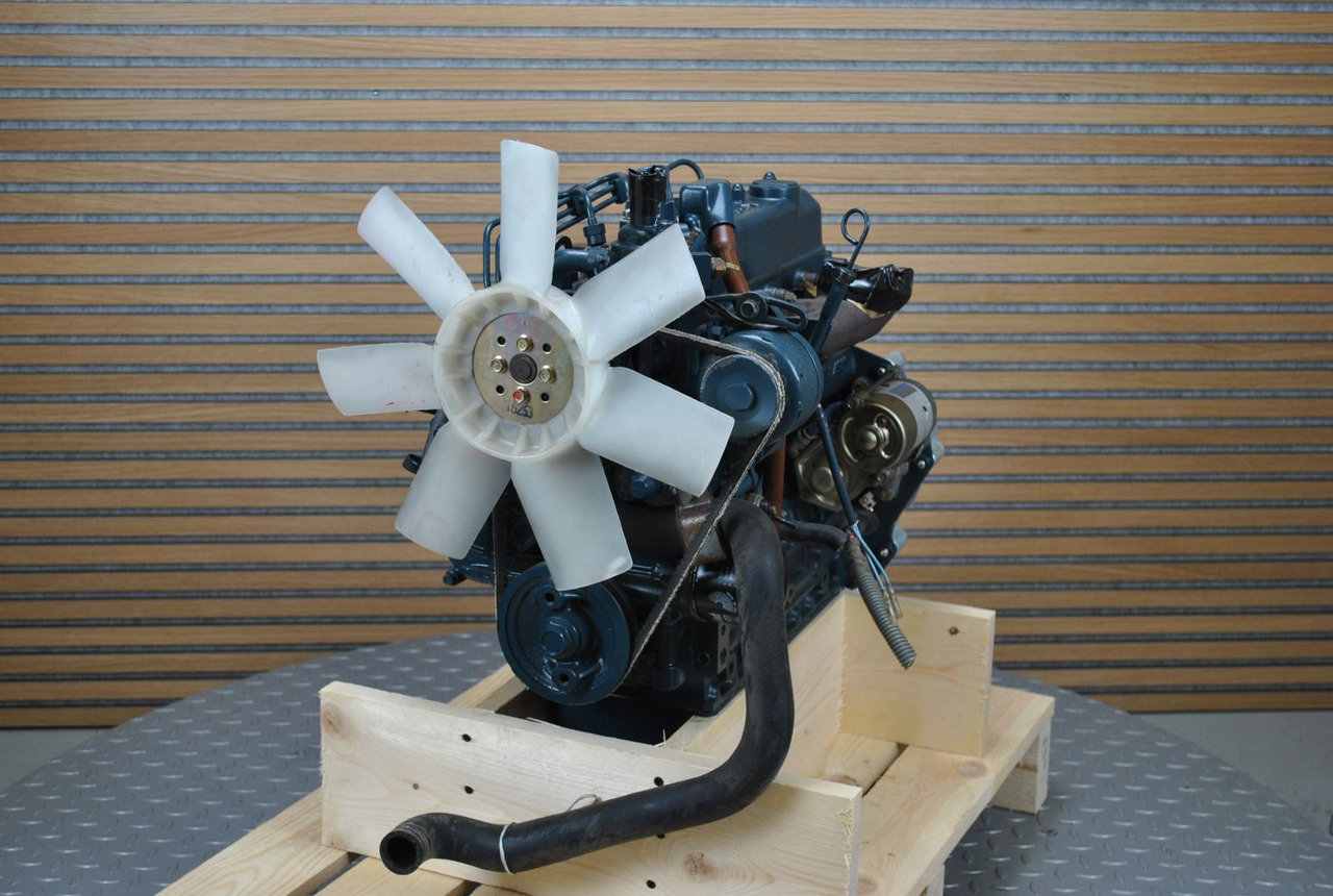 Kubota Kubota V1505 - Moteur pour Machine agricole: photos 1 Kubota Kubota V1505 - Moteur pour Machine agricole: photos 1