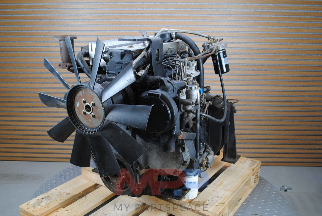 Perkins Perkins 1004 turbo AA-AB 1004.4 - Moteur: photos 1 Perkins Perkins 1004 turbo AA-AB 1004.4 - Moteur: photos 1