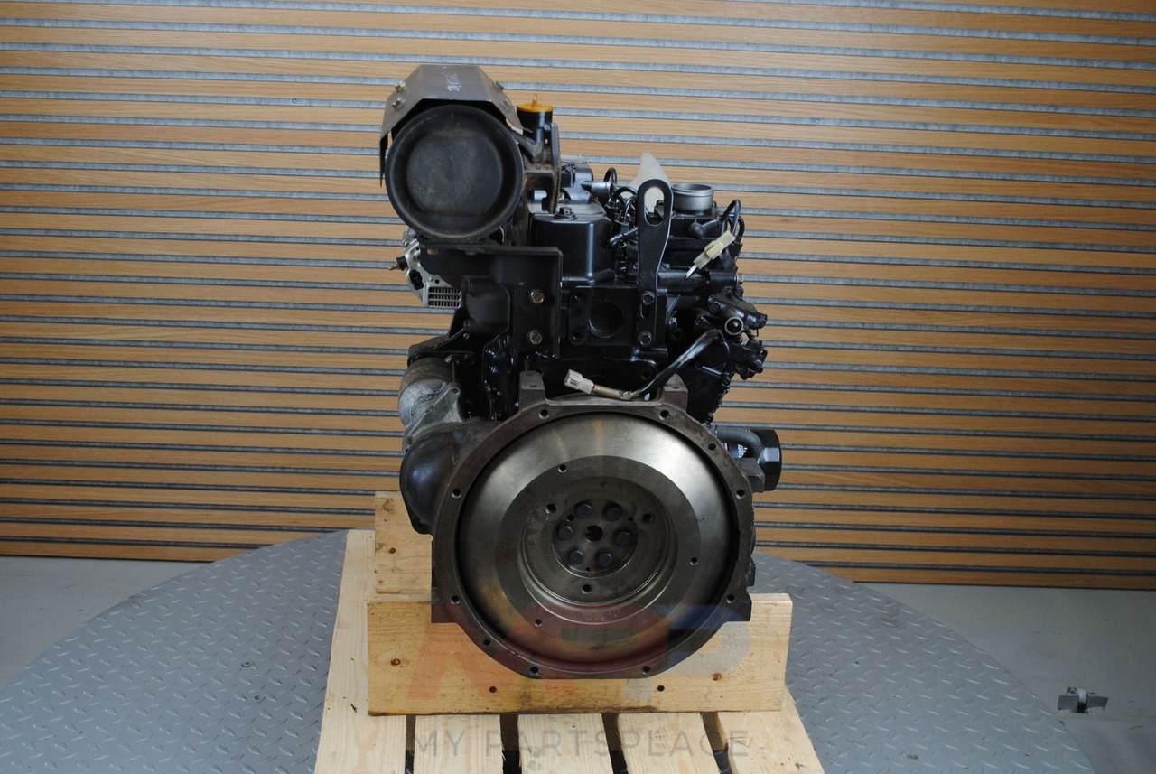 Yanmar Yanmar 3TNE82A - 3TNV82A - Moteur pour Machine agricole: photos 3 Yanmar Yanmar 3TNE82A - 3TNV82A - Moteur pour Machine agricole: photos 3