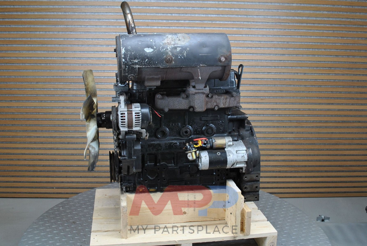 Yanmar Yanmar 4TNE94L - 4TNV94L - Moteur: photos 2 Yanmar Yanmar 4TNE94L - 4TNV94L - Moteur: photos 2