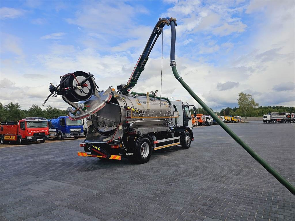 DAF WUKO SCK-4HW for collecting waste liquid separator - Camion hydrocureur: photos 1 DAF WUKO SCK-4HW for collecting waste liquid separator - Camion hydrocureur: photos 1