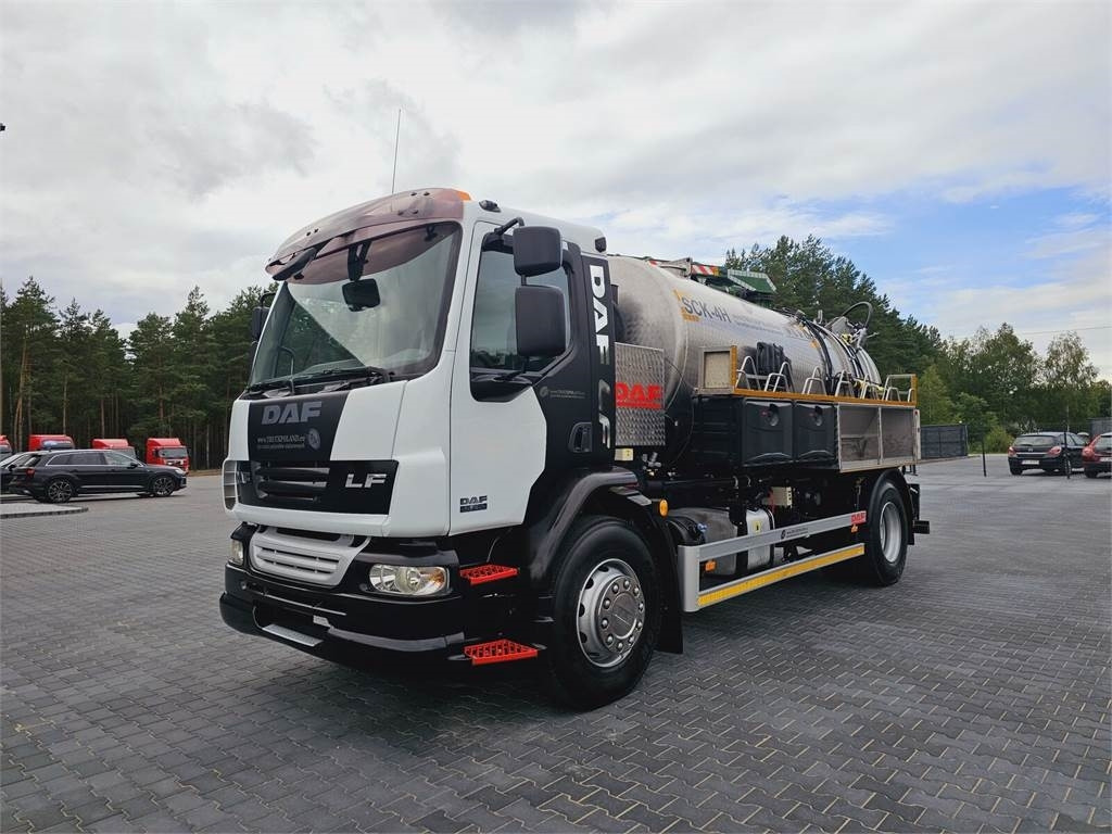 DAF WUKO SCK-4HW for collecting waste liquid separator  - Camion hydrocureur: photos 3 DAF WUKO SCK-4HW for collecting waste liquid separator  - Camion hydrocureur: photos 3