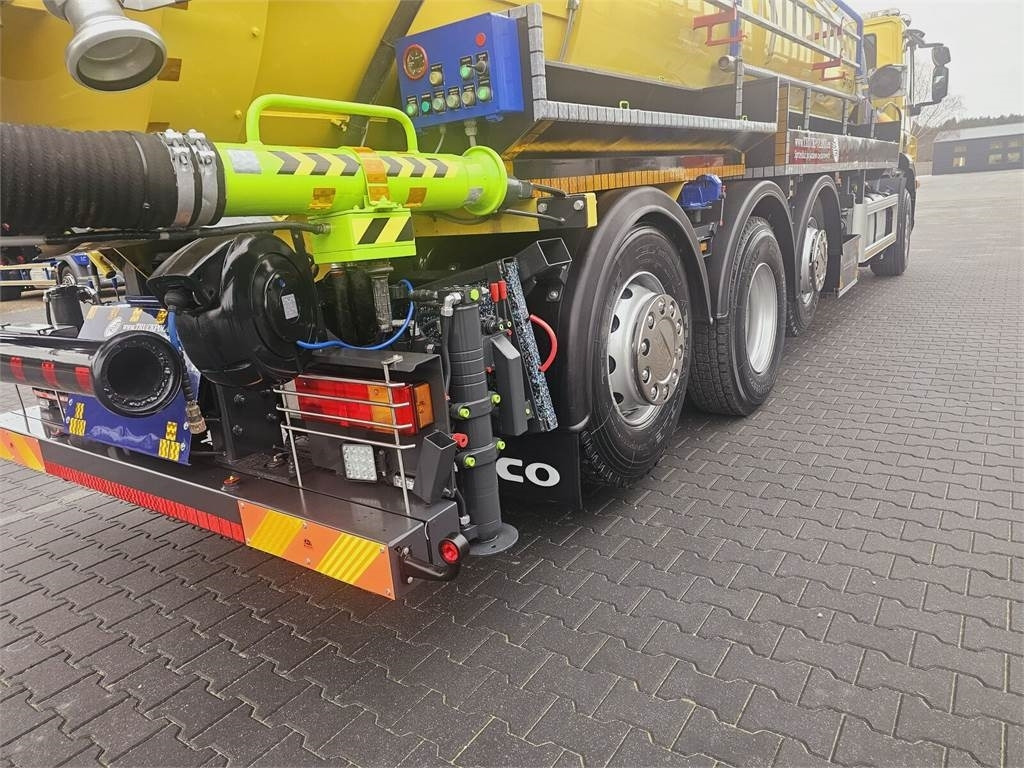 Camion hydrocureur Iveco RAVO WUKO FOR CHANNEL CLEANING druck saug kanal: photos 22