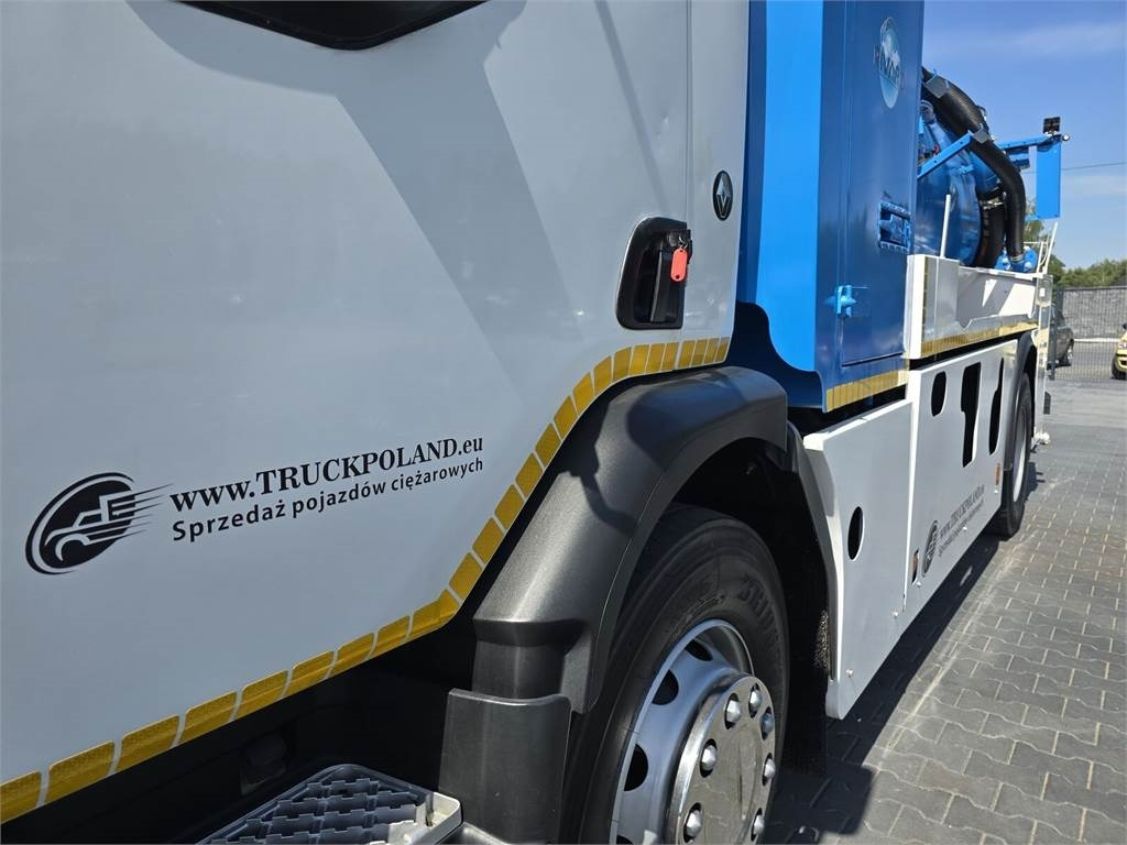 Renault 4x2 WUKO RIVARD for collecting liquid waste  en crédit-bail Renault 4x2 WUKO RIVARD for collecting liquid waste: photos 9