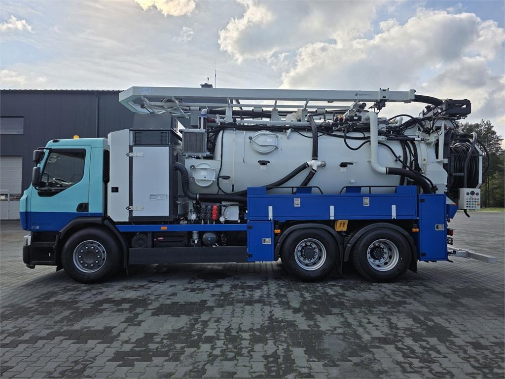 Renault 6x4 WUKO RIVARD RECYTLING for collecting liquid wa - Camion hydrocureur: photos 4 Renault 6x4 WUKO RIVARD RECYTLING for collecting liquid wa - Camion hydrocureur: photos 4