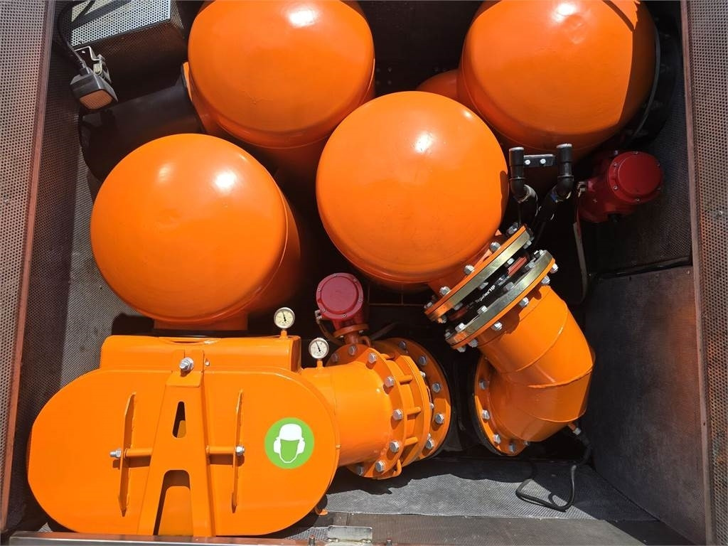 Scania KAISER EUR-MARK PL 8 Vacuum suction-blowing loader en crédit-bail Scania KAISER EUR-MARK PL 8 Vacuum suction-blowing loader: photos 25 Scania KAISER EUR-MARK PL 8 Vacuum suction-blowing loader en crédit-bail Scania KAISER EUR-MARK PL 8 Vacuum suction-blowing loader: photos 25