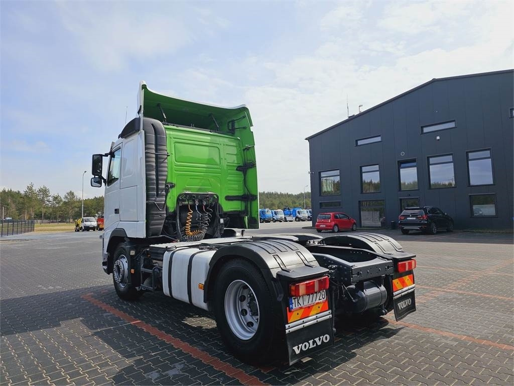 Volvo STANDARD 460 automatic 2009 r - Tracteur routier: photos 5 Volvo STANDARD 460 automatic 2009 r - Tracteur routier: photos 5