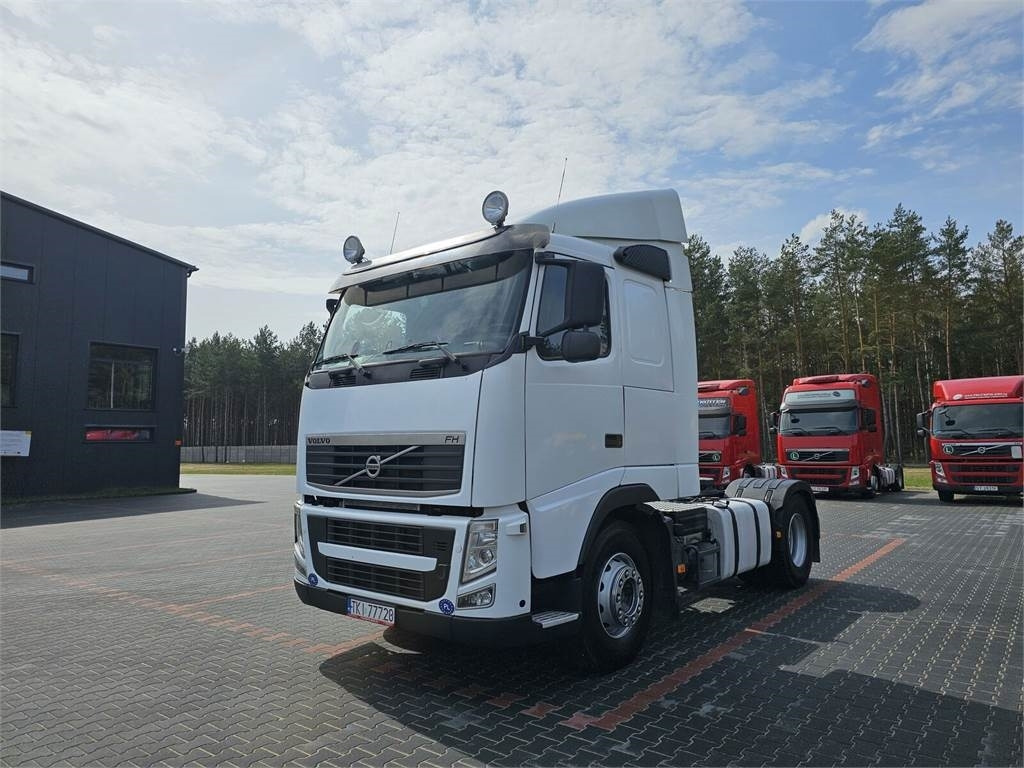 Volvo STANDARD 460 automatic 2009 r - Tracteur routier: photos 2 Volvo STANDARD 460 automatic 2009 r - Tracteur routier: photos 2