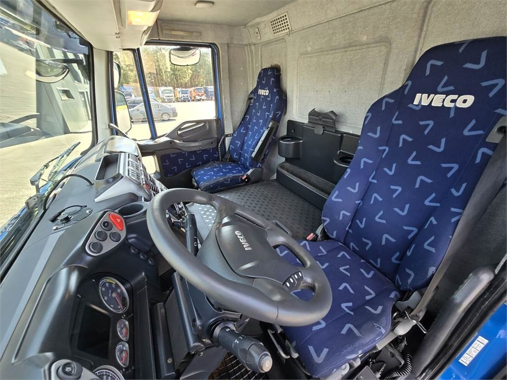 Iveco WUKO MULLER KOMBI FOR CHANNEL CLEANING - Véhicule de voirie/ Spécial: photos 2 Iveco WUKO MULLER KOMBI FOR CHANNEL CLEANING - Véhicule de voirie/ Spécial: photos 2