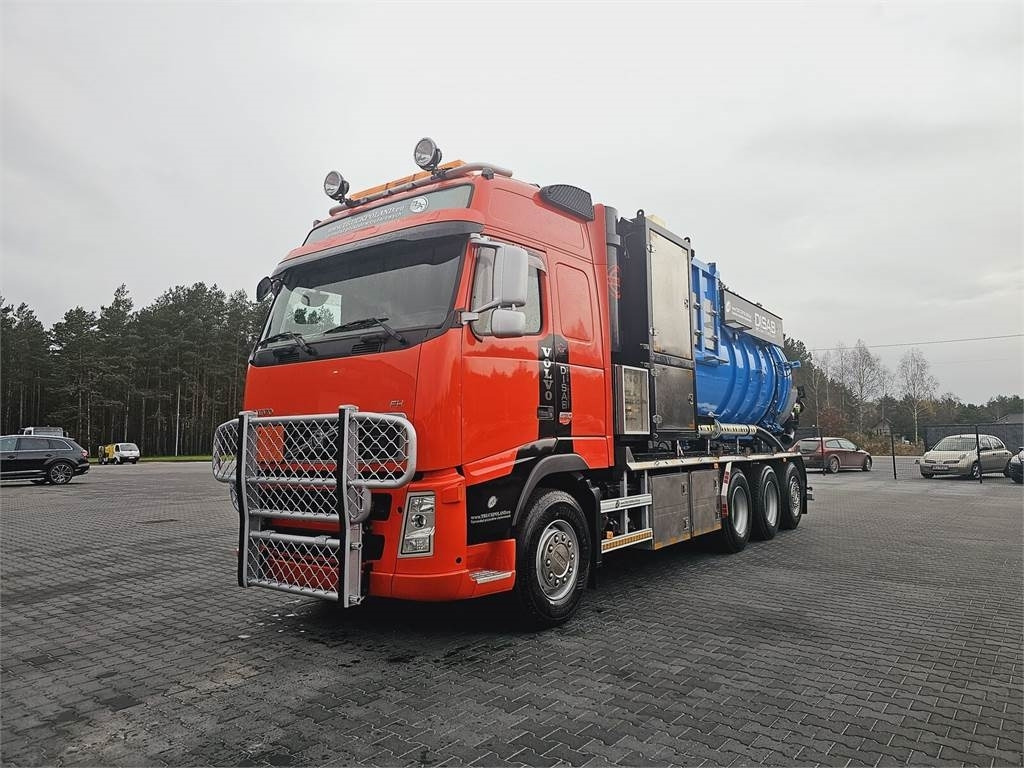 Volvo Disab Centurion P210/9 Suction-blowing vacuum load - Camion hydrocureur: photos 3 Volvo Disab Centurion P210/9 Suction-blowing vacuum load - Camion hydrocureur: photos 3